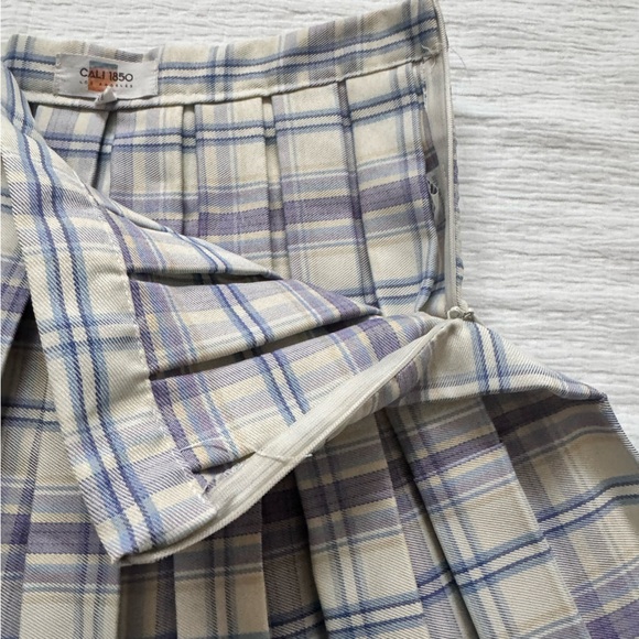 Cali1850 Los Angeles pleated mini skirt - Picture 3 of 4